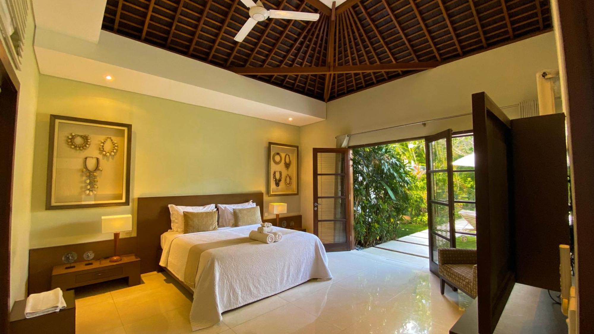 Nyaman Villas Seminyak Εξωτερικό φωτογραφία