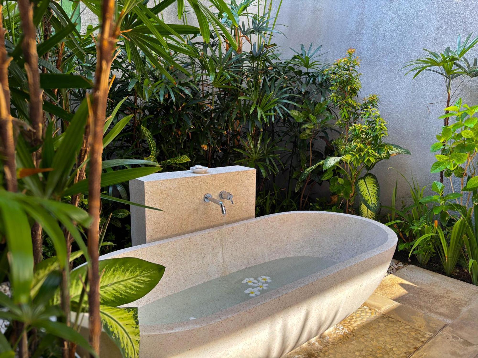 Nyaman Villas Seminyak Εξωτερικό φωτογραφία