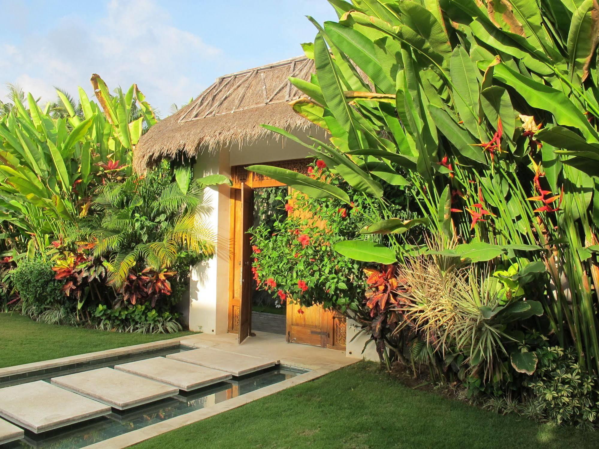 Nyaman Villas Seminyak Εξωτερικό φωτογραφία