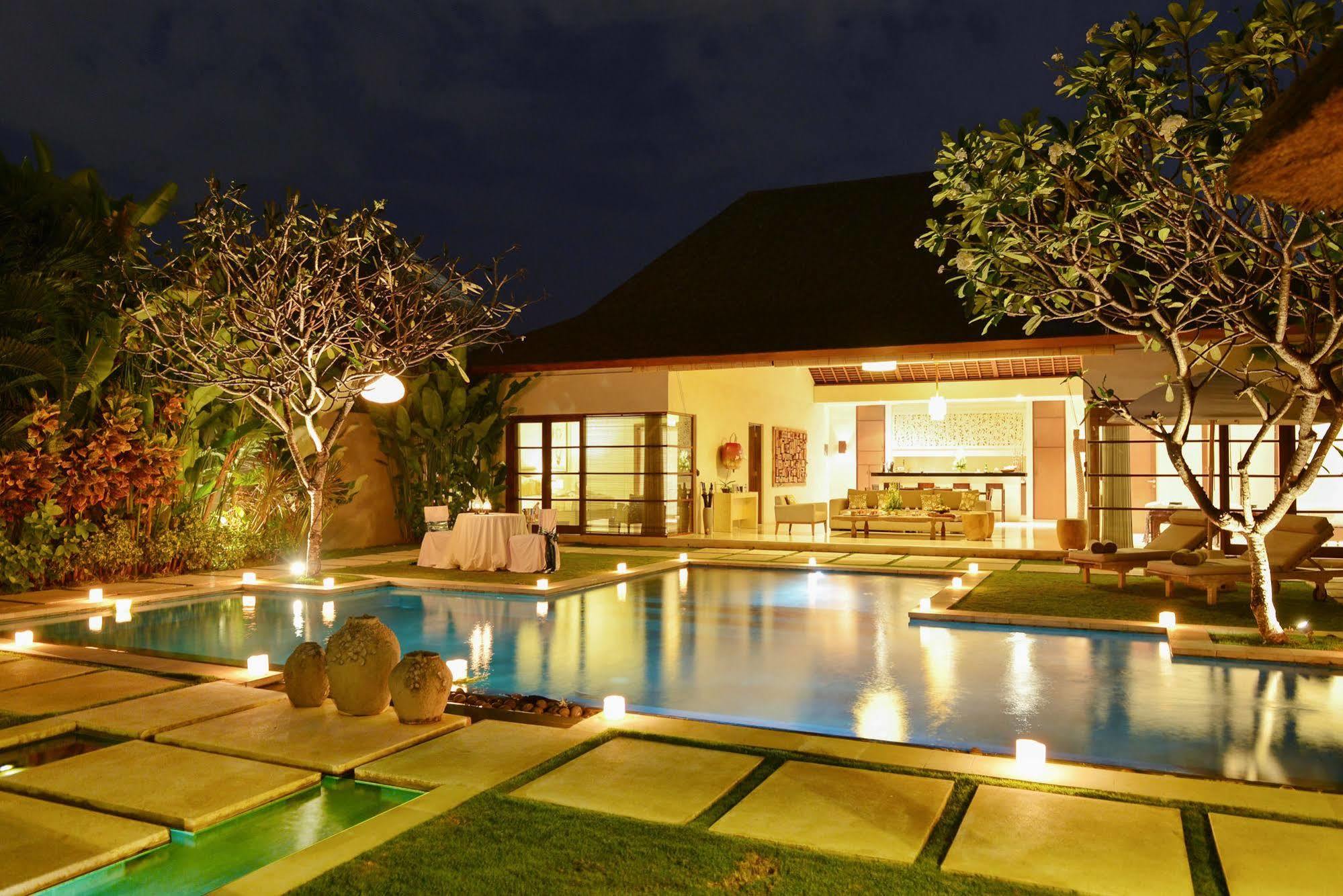 Nyaman Villas Seminyak Εξωτερικό φωτογραφία