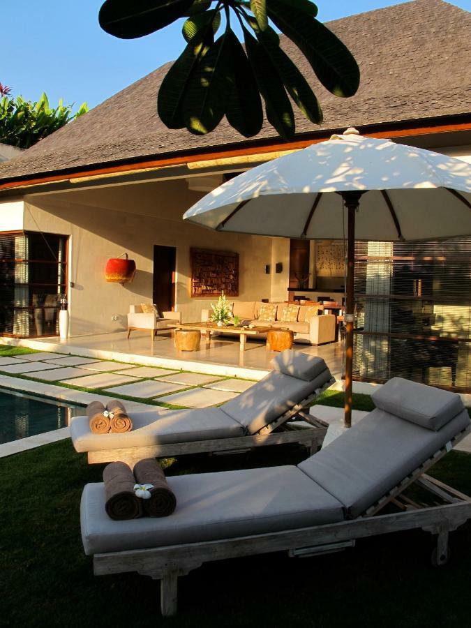 Nyaman Villas Seminyak Εξωτερικό φωτογραφία